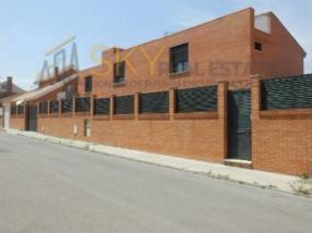 Piso en venta en Torres De La Alameda