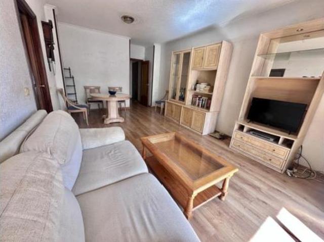 Piso en venta en Torrevieja, Alacant / Alicante