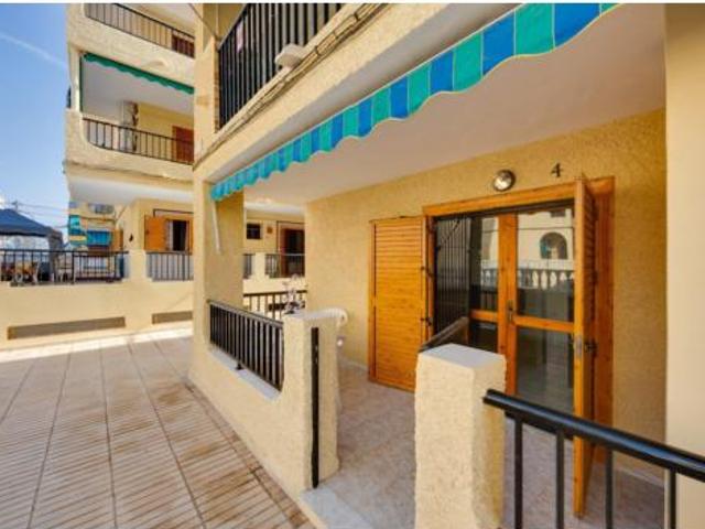 Piso en venta en La Mata, el Baix Segura / La Vega Baja
