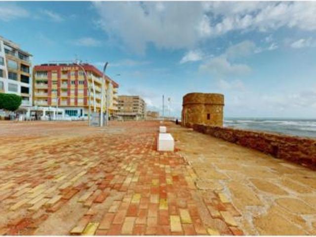 Apartamento en venta en La Mata, el Baix Segura / La Vega Baja