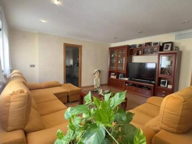 Piso en venta en Torrevieja, Urbanización La Torreta