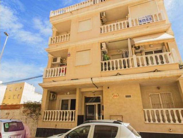 Piso en venta en La Mata, el Baix Segura / La Vega Baja