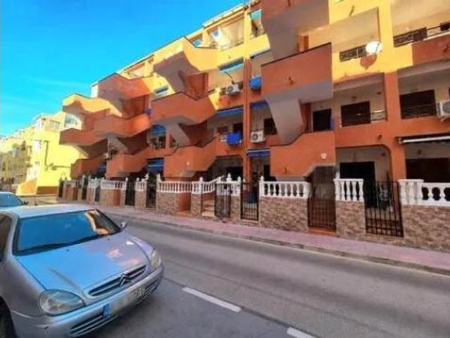 Piso en venta en La Mata, el Baix Segura / La Vega Baja