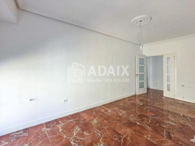 Piso en venta en San Pedro, Úbeda