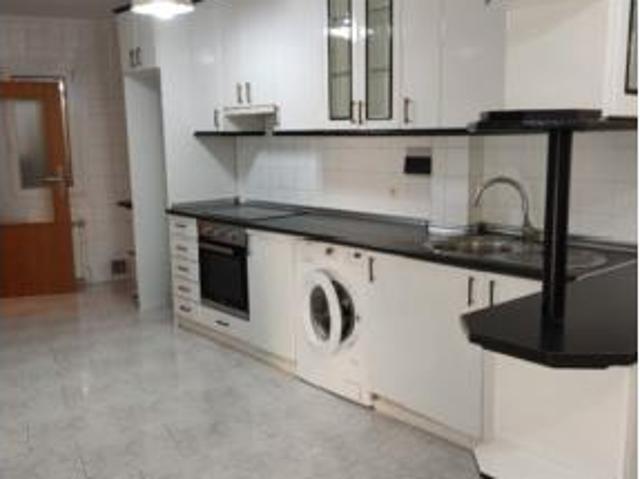 Piso en venta en Ugao-miraballes, Guipúzcoa