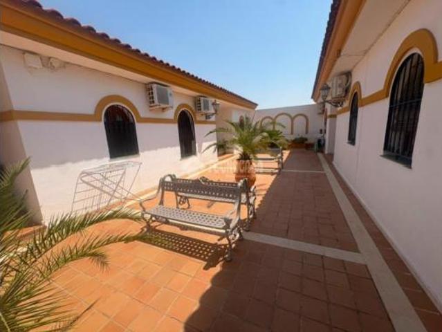 Piso en venta en Umbrete, Andalucía