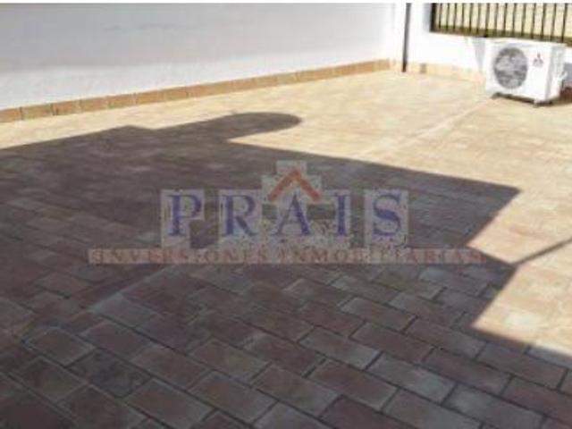 Piso en venta en Utrera, Andalucía
