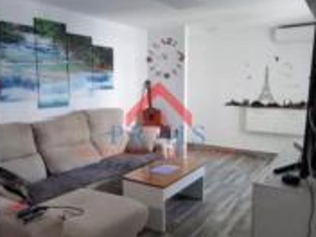 Piso en venta en Barriada Los Salesianos, Utrera