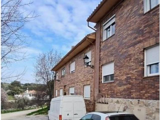 Piso en venta en Valdemorillo, Madrid