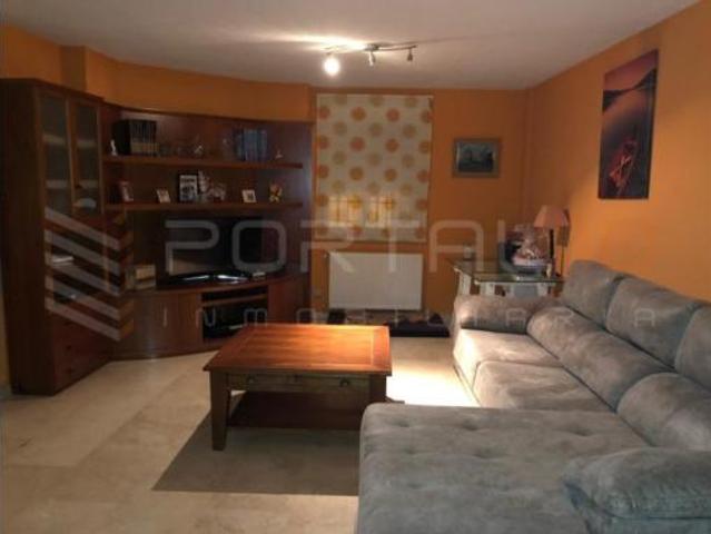 Piso en venta en Valdeolmos-alalpardo, Madrid
