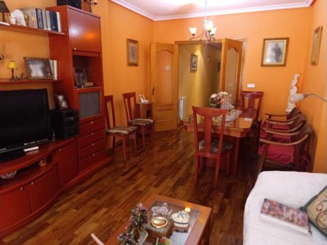 Piso en venta en Valdepeñas, Ciudad Real