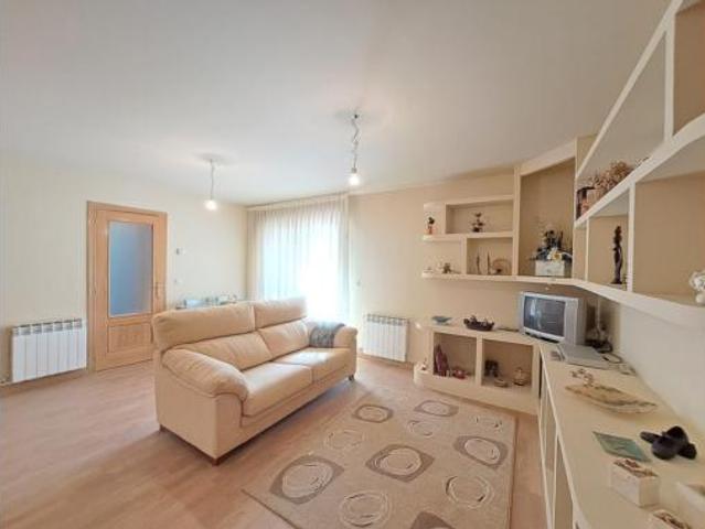 Piso en venta en Valdorros, Castilla y León