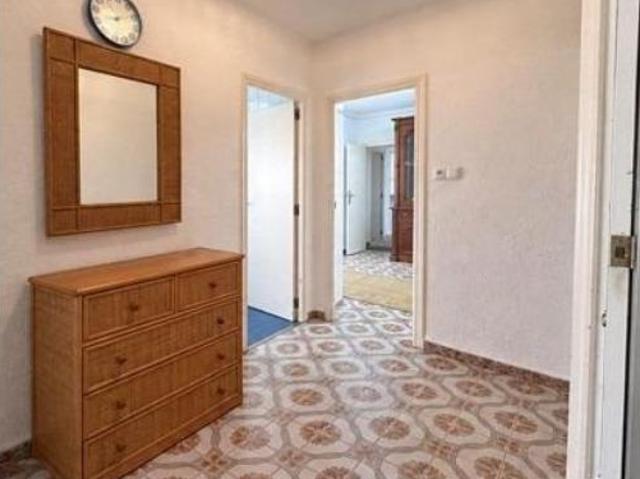 Piso en venta en Ciutat Fallera, València