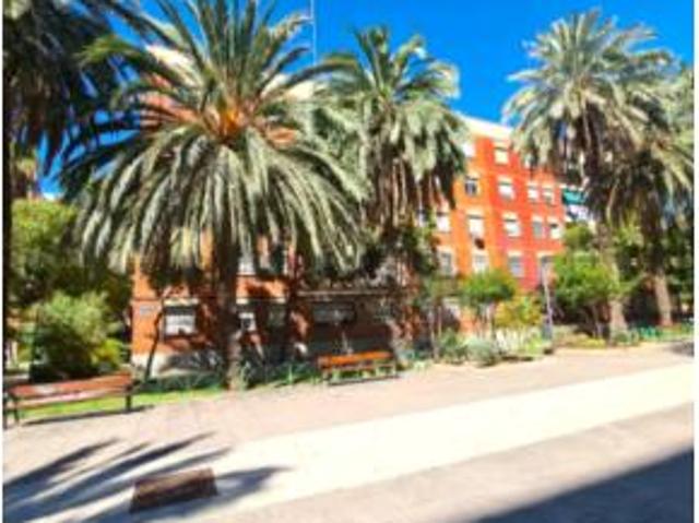 Piso en venta en Valencia, les Tendetes