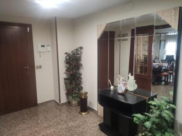 Piso en venta en Torrefiel, València