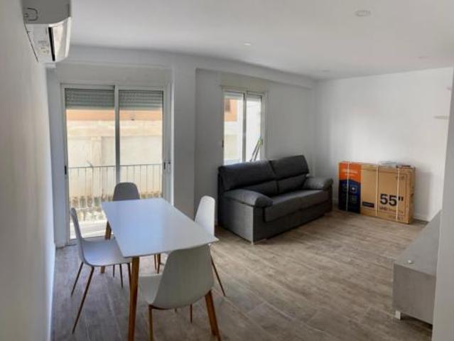Piso en venta en Valencia, Trinitat