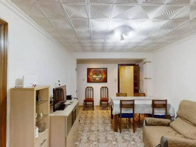 Piso en venta en Torrent, València / Valencia