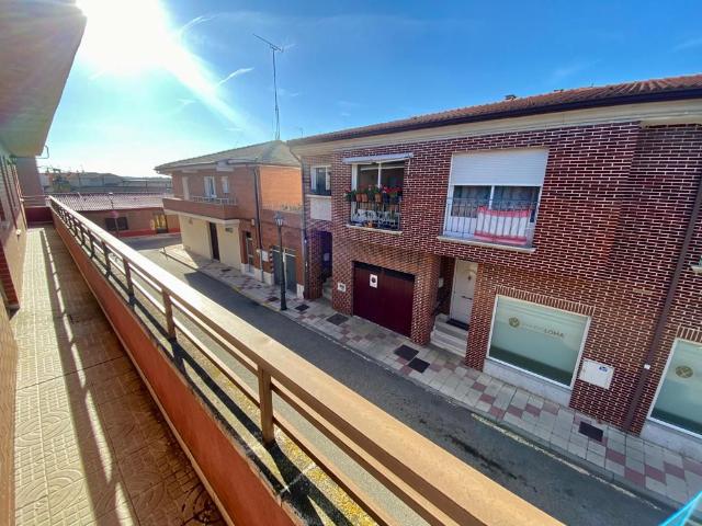 Piso en venta en Santovenia De Pisuerga