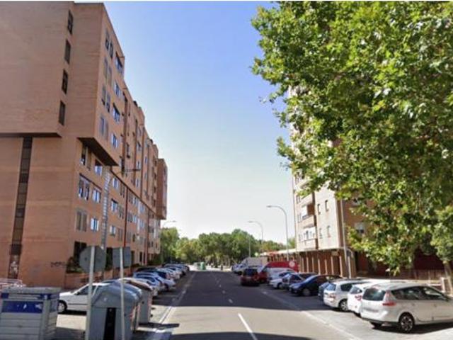 Piso en venta en Huerta del Rey, Valladolid
