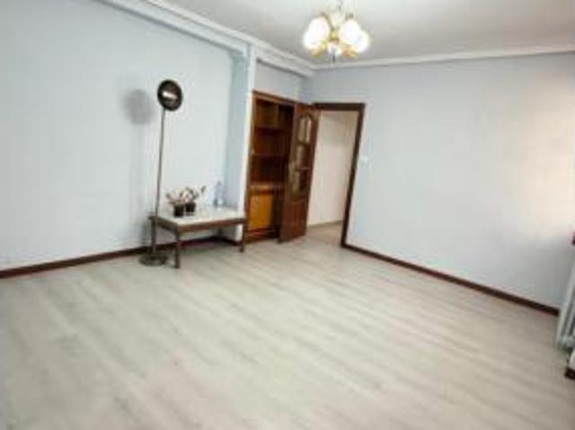 Piso en venta en San Isidro, Valladolid