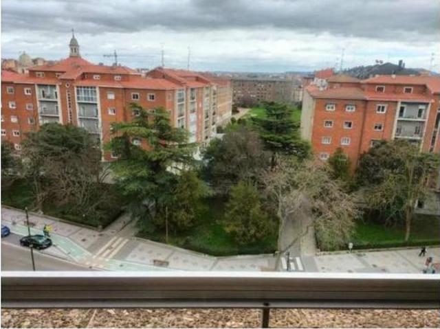 Piso en venta en Delicias - Arco de Ladrillo, Valladolid