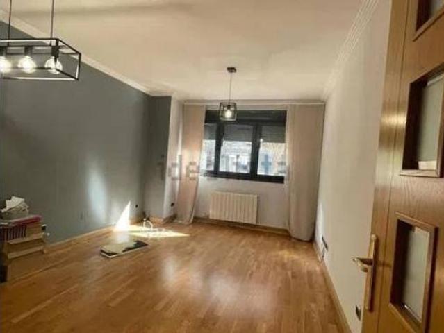 Piso en venta en Huerta del Rey, Valladolid