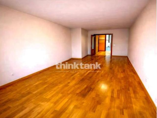 Piso en venta en Villa del Prado, Valladolid
