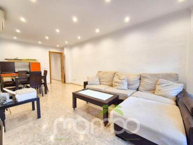Piso en venta en La Gloria, La Axarquía