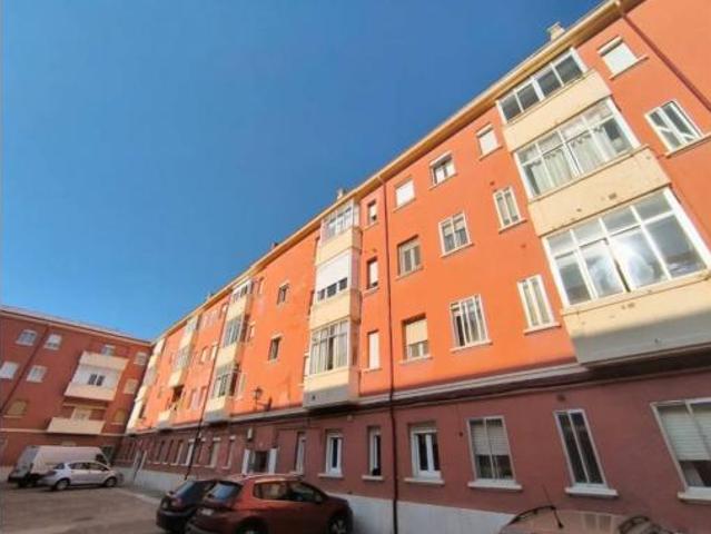 Piso en venta en Venta De Baños, Castilla y León