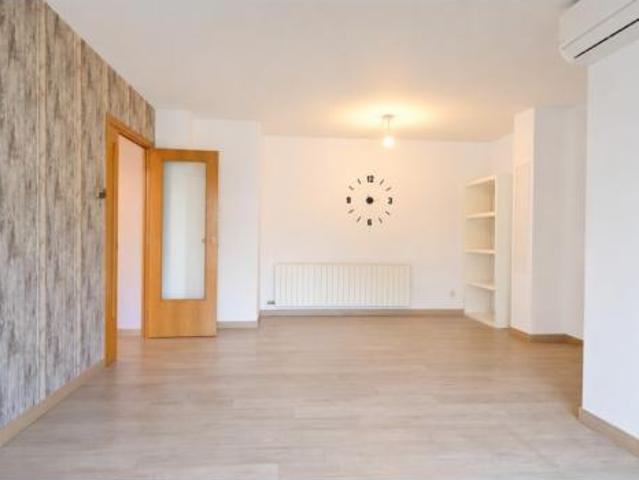 Piso en venta en Barri dels Caputxins, Osona