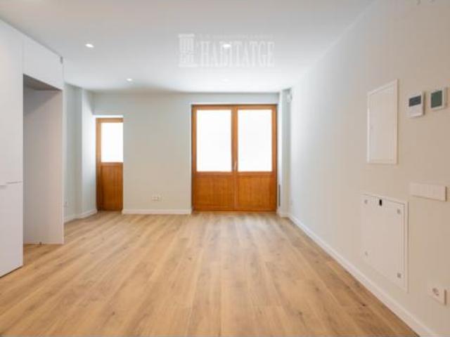 Piso en venta en Barri dels Caputxins, Osona