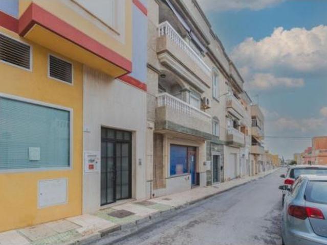 Piso en venta en La Gangosa, Vícar