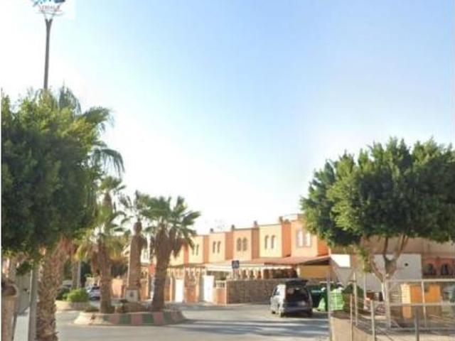 Piso en venta en La Gangosa, Vícar