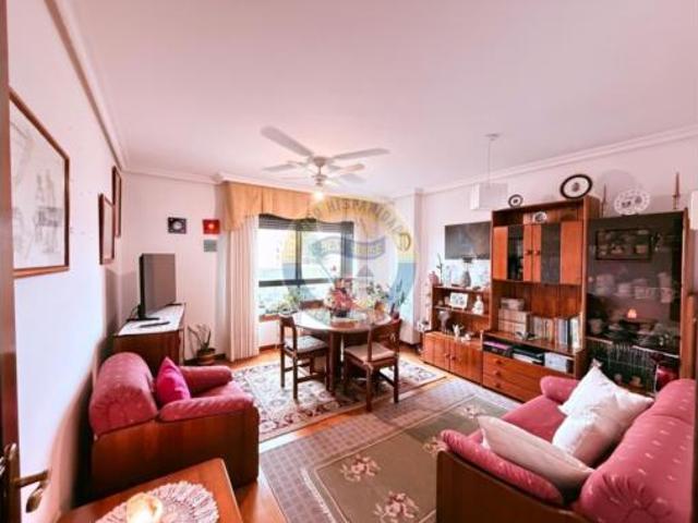 Piso en venta en O Chamorro, Vigo