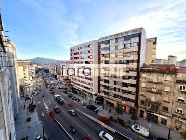 Piso en venta en Lavadores, Vigo