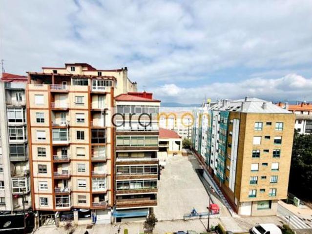 Piso en venta en Lavadores, Vigo