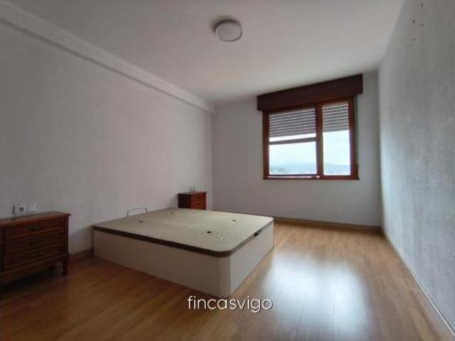 Piso en venta en Teis, Vigo