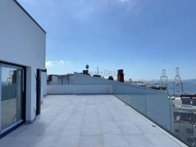 Piso en venta en Teis, Vigo