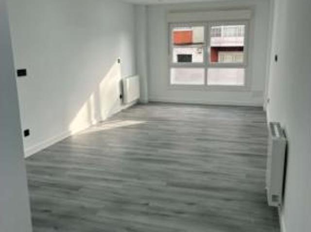 Piso en venta en Teis, Vigo