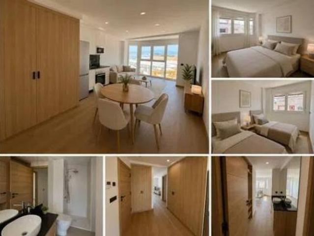 Piso en venta en O Barrio Chino, Vigo
