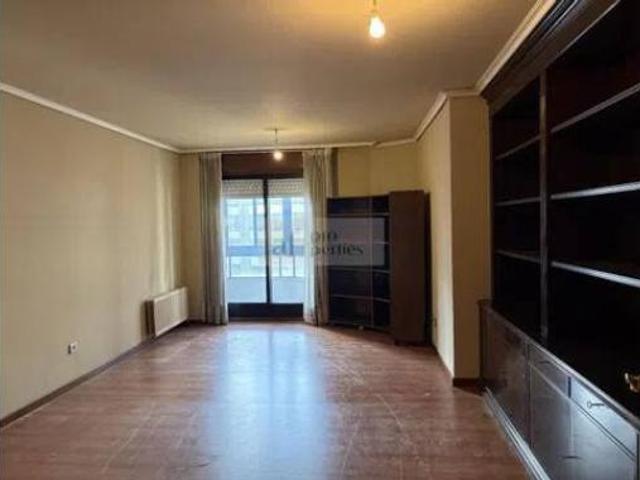 Piso en venta en Teis, Vigo