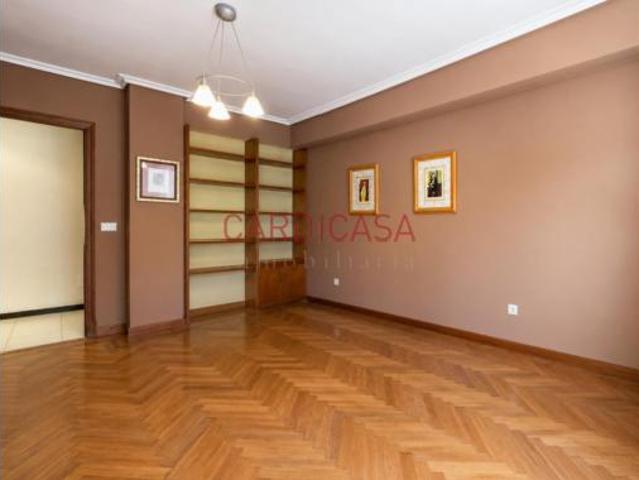 Piso en venta en Teis, Vigo