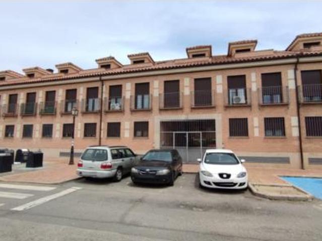 Piso en venta en Villa Del Prado, Madrid