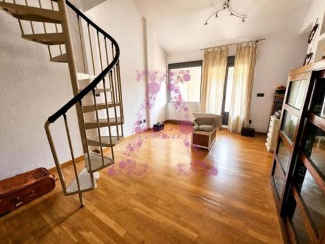 Piso en venta en Anantapur, Villamayor