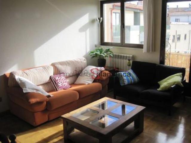 Piso en venta en Villamayor, Castilla y León