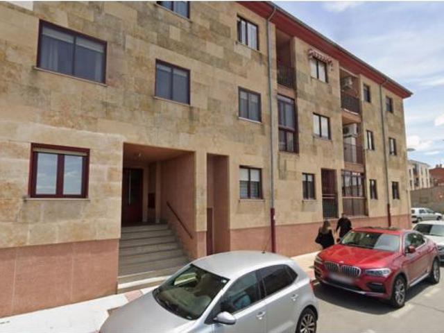 Piso en venta en Villamayor, Castilla y León