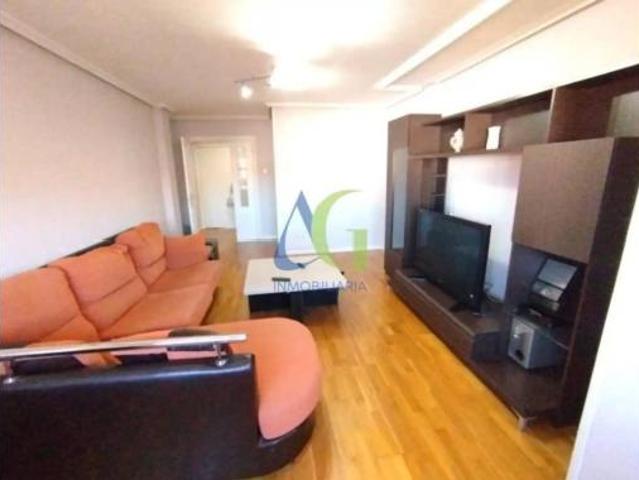 Piso en venta en Navatejera, Villaquilambre