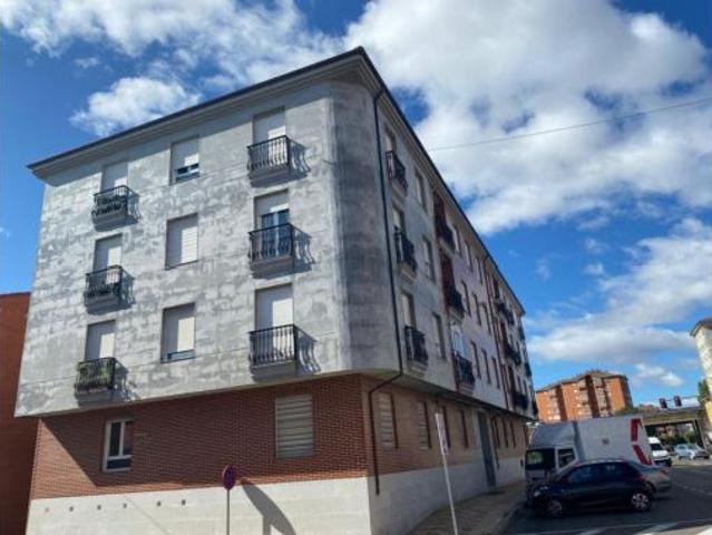 Piso en venta en Navatejera, Villaquilambre
