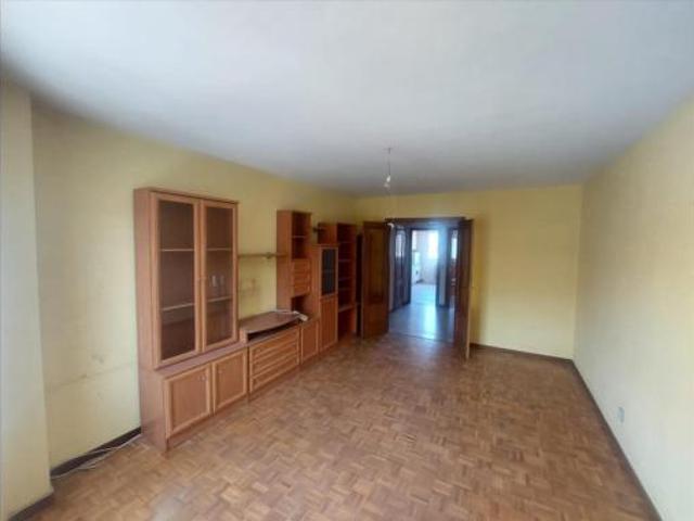Piso en venta en Navatejera, Villaquilambre