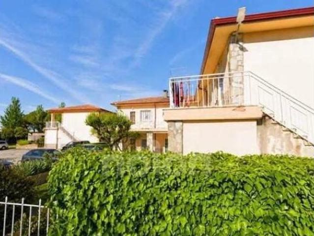 Piso en venta en Aldeaseca de Armuña, Villares De La Reina